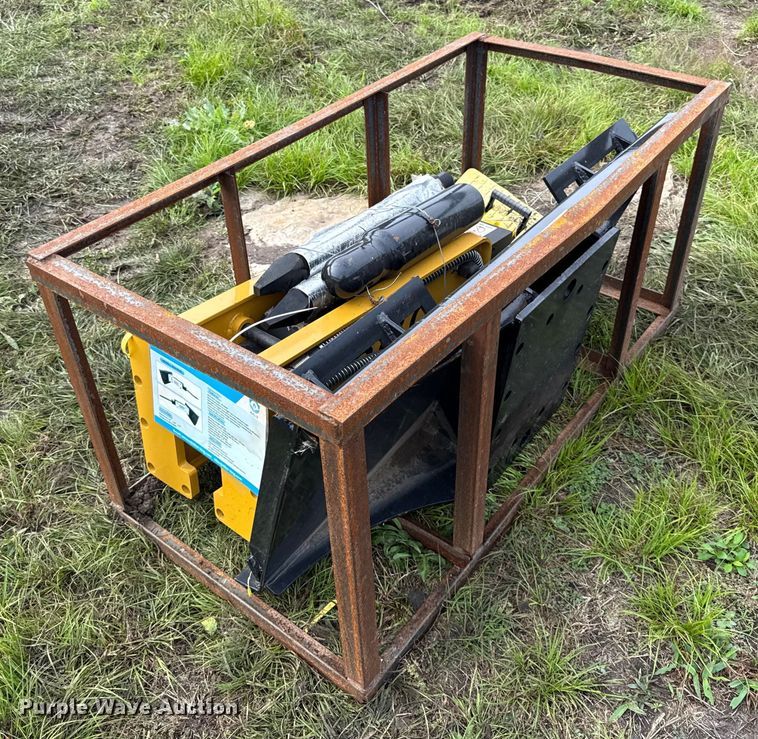 image for item DY8278 2025 AGT SSHH680 skid steer breaker