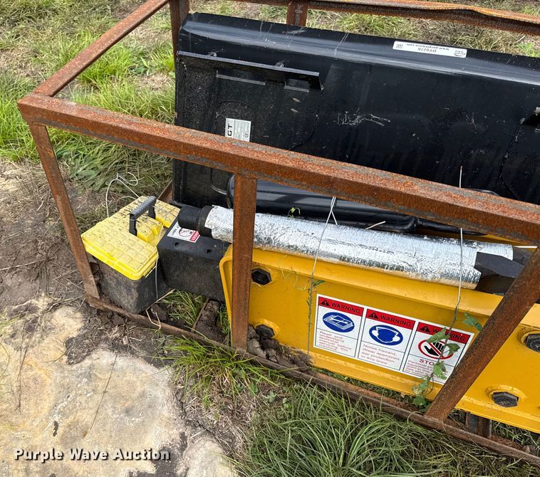 image for item DY8278 2025 AGT SSHH680 skid steer breaker