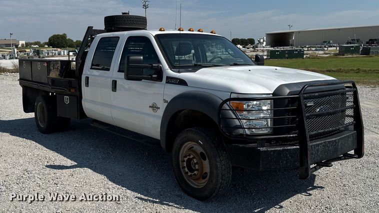 image for item DY8292 2014 Ford F550 Super Duty Crew Cab flatbed truck