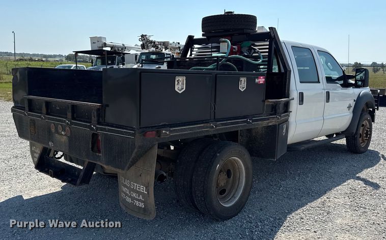 image for item DY8292 2014 Ford F550 Super Duty Crew Cab flatbed truck