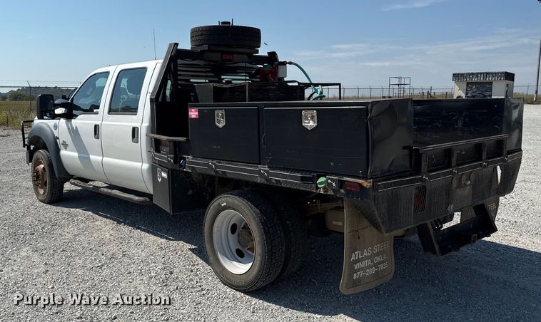 image for item DY8292 2014 Ford F550 Super Duty Crew Cab flatbed truck