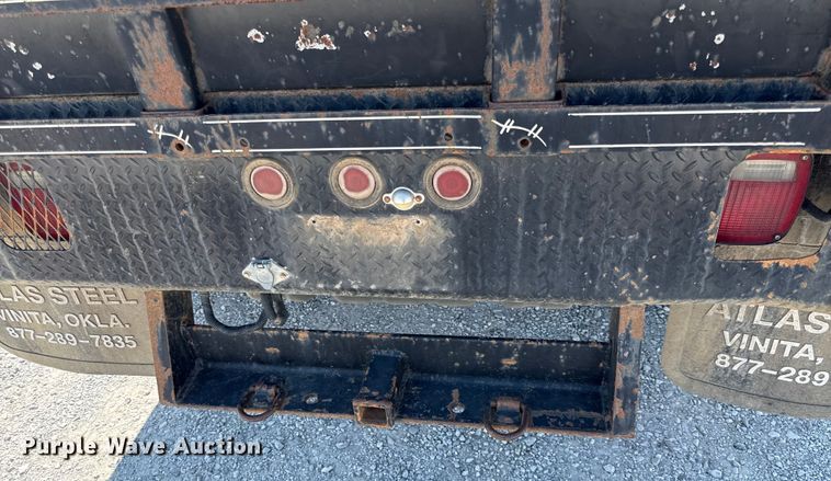 image for item DY8292 2014 Ford F550 Super Duty Crew Cab flatbed truck