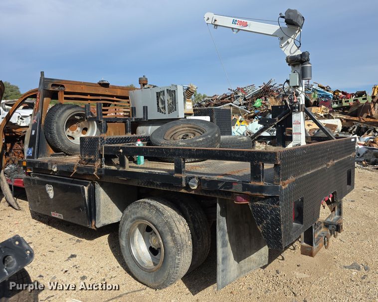 image for item DZ6394 2001 Gooseneck  flat bed 