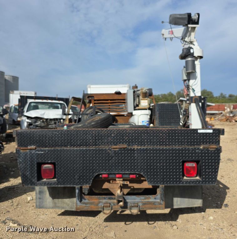 image for item DZ6394 2001 Gooseneck  flat bed 