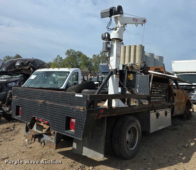 image for item DZ6394 2001 Gooseneck  flat bed 