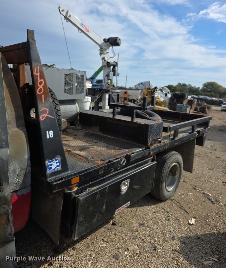 image for item DZ6394 2001 Gooseneck  flat bed 