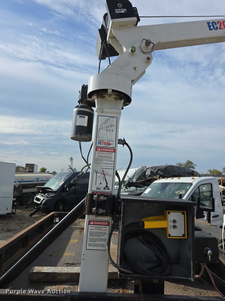 image for item DZ6394 2001 Gooseneck  flat bed 