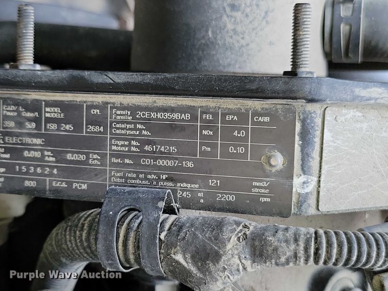 image for item DZ6705 2002 Freightliner flatbed truck