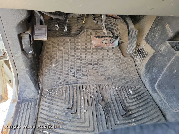 image for item DZ6747 2012 Chevrolet Silverado 1500 pickup truck