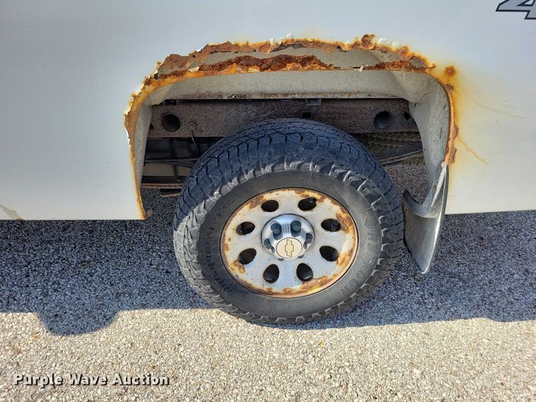 image for item DZ6747 2012 Chevrolet Silverado 1500 pickup truck