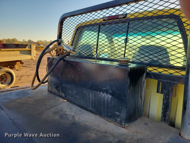 image for item DZ6749 2000 Chevrolet K3500 flatbed pickup truck