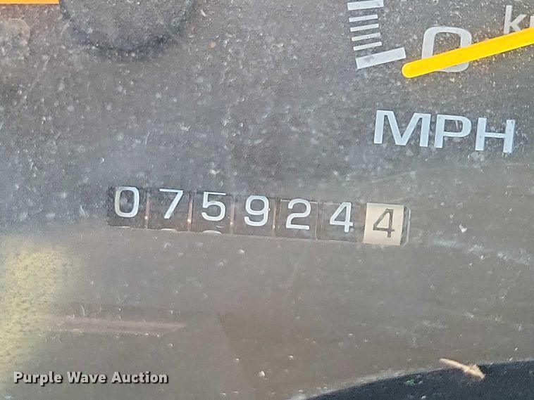 image for item DZ6749 2000 Chevrolet K3500 flatbed pickup truck