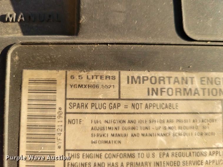 image for item DZ6749 2000 Chevrolet K3500 flatbed pickup truck