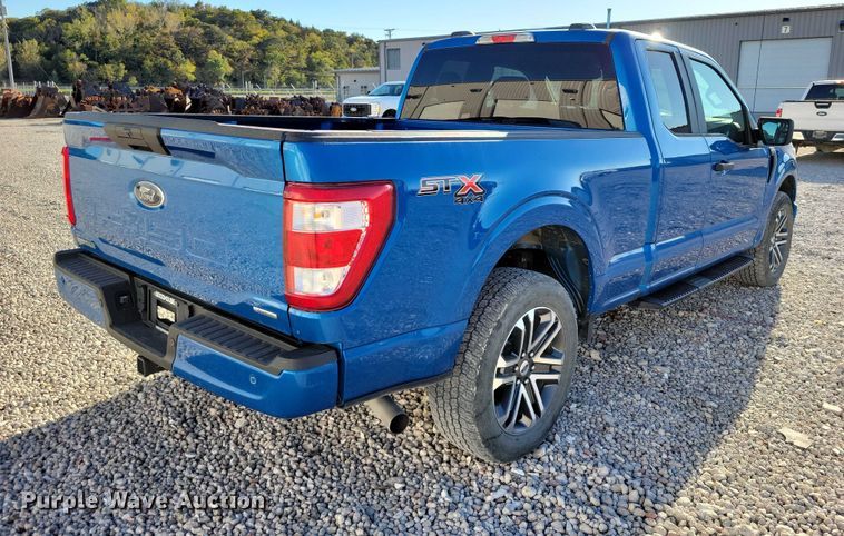 image for item EA2618 2021 Ford F150 SuperCab pickup truck