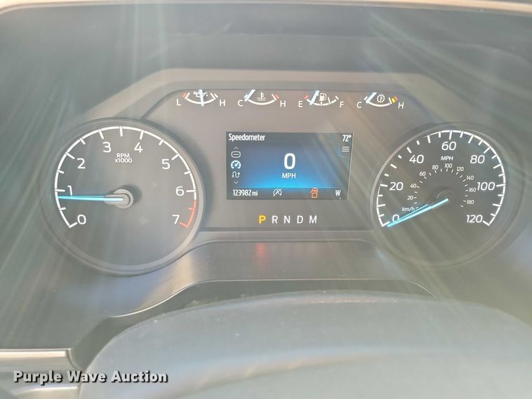 image for item EA2618 2021 Ford F150 SuperCab pickup truck