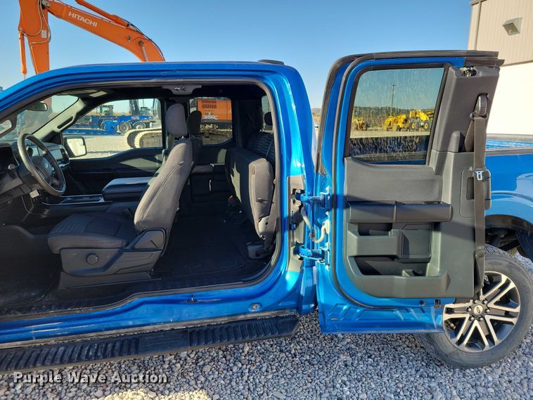 image for item EA2618 2021 Ford F150 SuperCab pickup truck