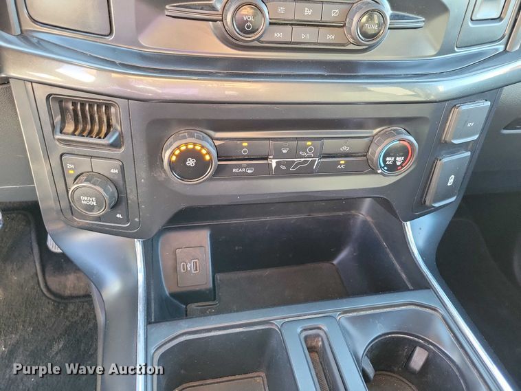 image for item EA2618 2021 Ford F150 SuperCab pickup truck