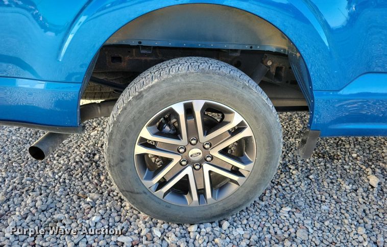 image for item EA2618 2021 Ford F150 SuperCab pickup truck