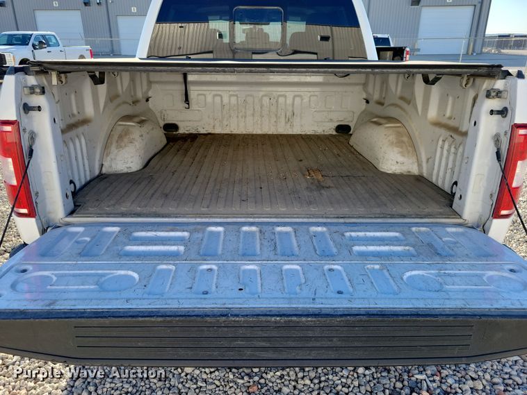 image for item EA2619 2020 Ford F150 SuperCrew pickup truck