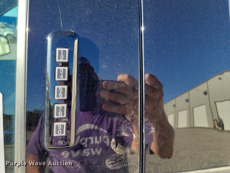 image for item EA2619 2020 Ford F150 SuperCrew pickup truck