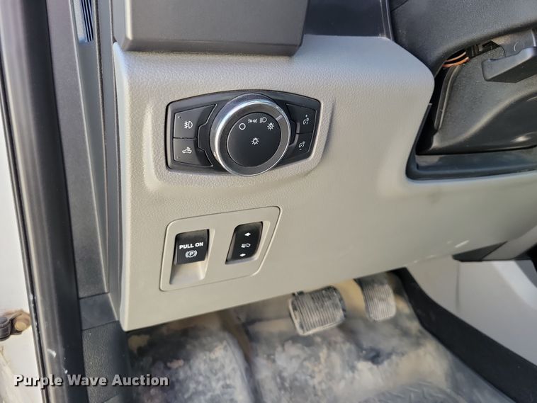 image for item EA2619 2020 Ford F150 SuperCrew pickup truck