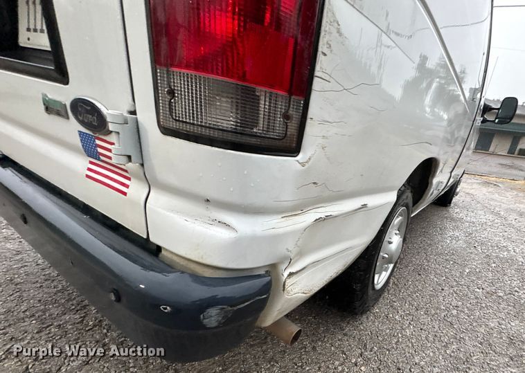 image for item EA7550 2014 Ford E150 van