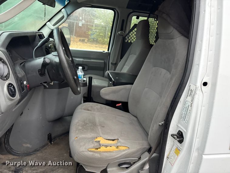 image for item EA7550 2014 Ford E150 van