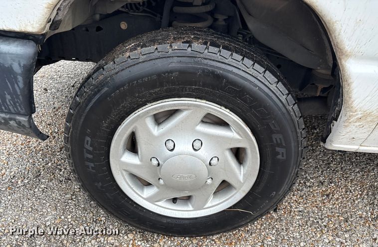 image for item EA7550 2014 Ford E150 van