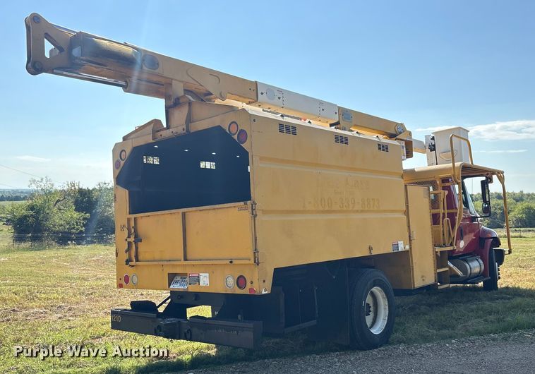 image for item EA7556 2014 International DuraStar 4300 forestry bucket truck