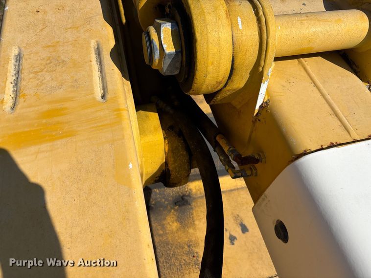 image for item EA7556 2014 International DuraStar 4300 forestry bucket truck