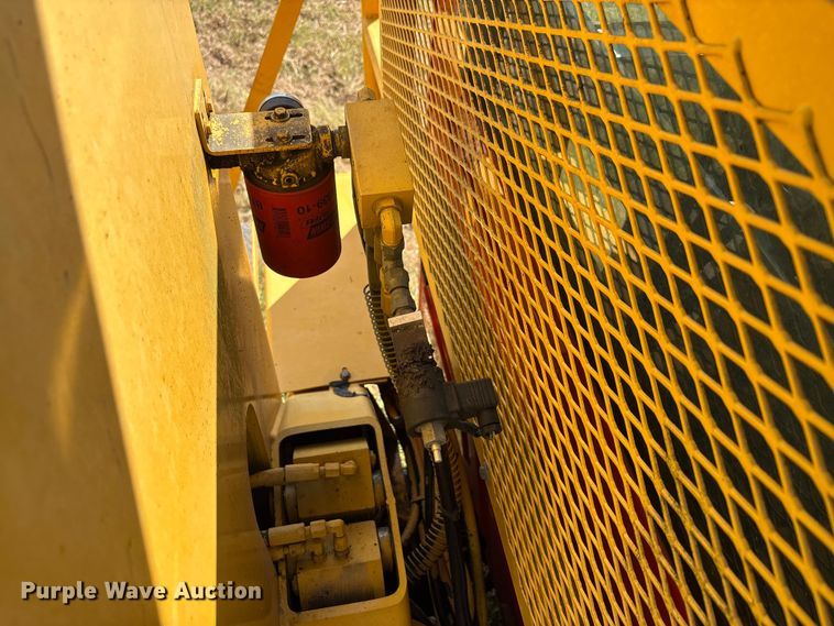 image for item EA7556 2014 International DuraStar 4300 forestry bucket truck