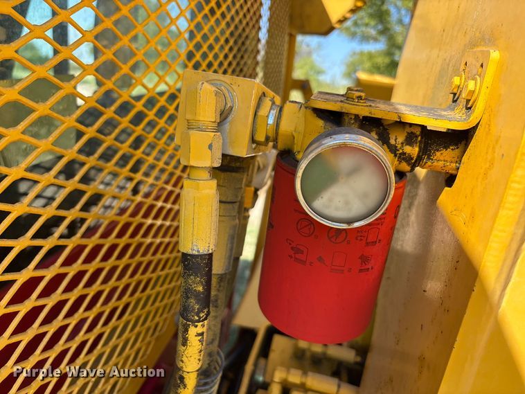 image for item EA7556 2014 International DuraStar 4300 forestry bucket truck