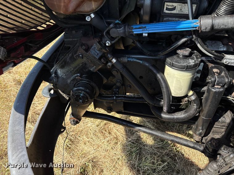 image for item EA7556 2014 International DuraStar 4300 forestry bucket truck