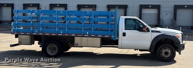 image for item EA7587 2016 Ford F450 Super Duty flatbed truck