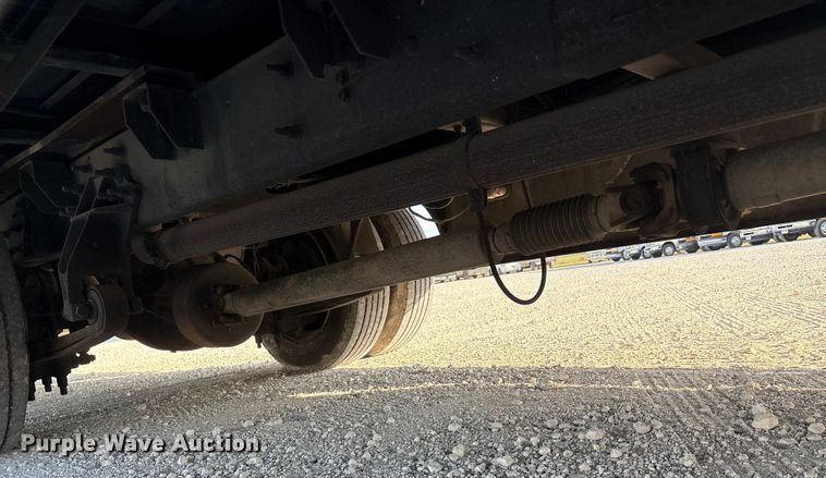 image for item EA7589 2013 Starcraft shuttle bus