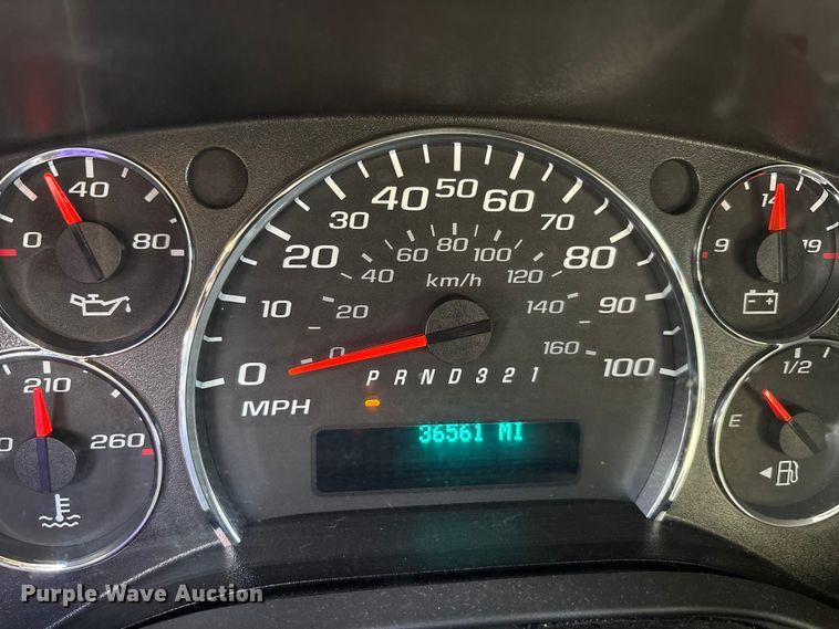 image for item EA7590 2008 Chevrolet Express shuttle bus