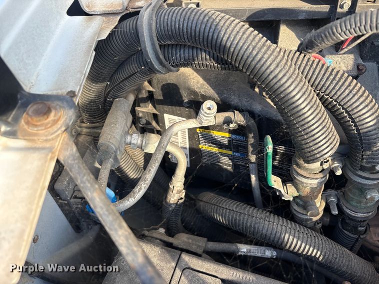 image for item EA7590 2008 Chevrolet Express shuttle bus