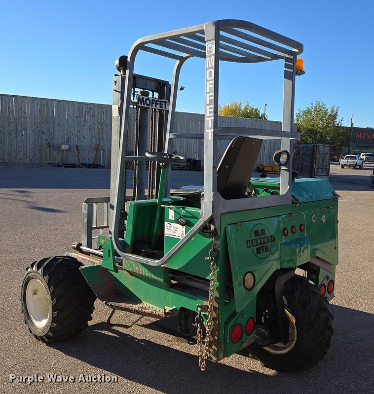 image for item EB1109 Moffett M5000 forklift