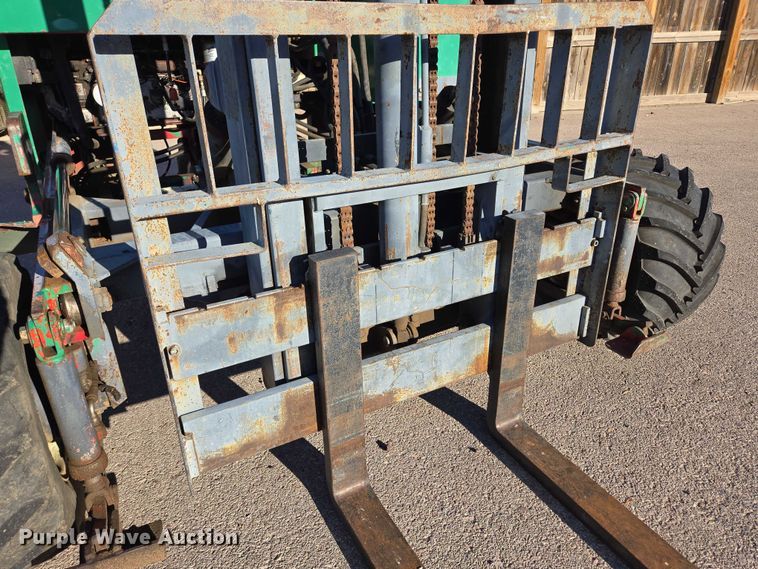 image for item EB1109 Moffett M5000 forklift