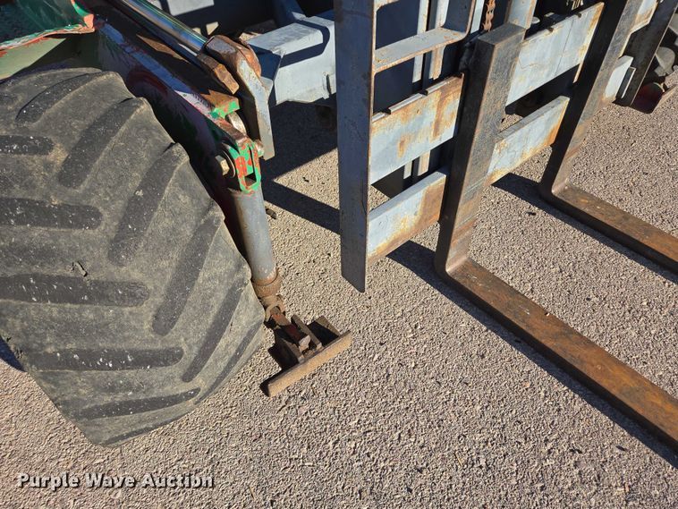 image for item EB1109 Moffett M5000 forklift