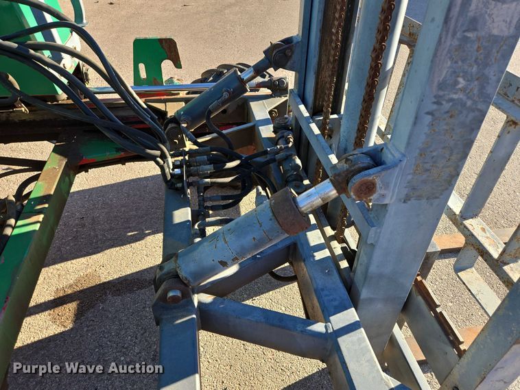 image for item EB1109 Moffett M5000 forklift