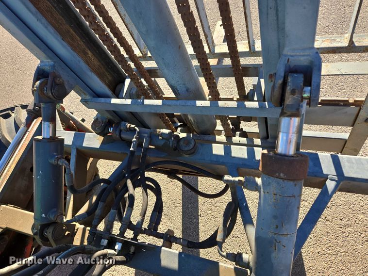 image for item EB1109 Moffett M5000 forklift