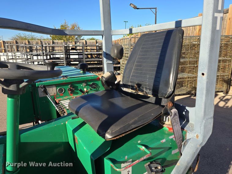 image for item EB1109 Moffett M5000 forklift