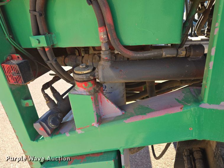 image for item EB1109 Moffett M5000 forklift