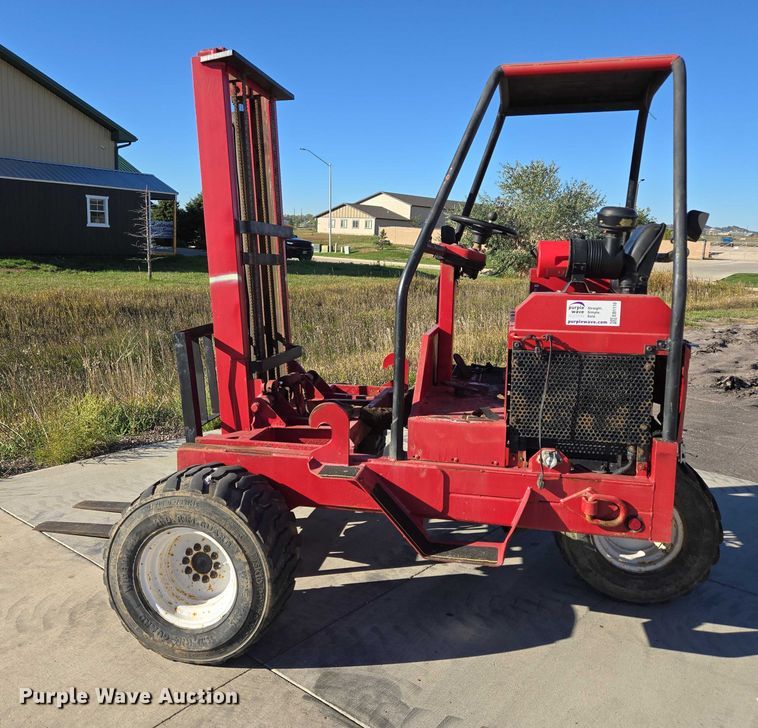 image for item EB1110 2003 Chrisman RT5500 forklift
