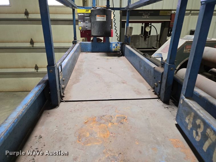 image for item EB1113 Genie GS-2632 scissor lift
