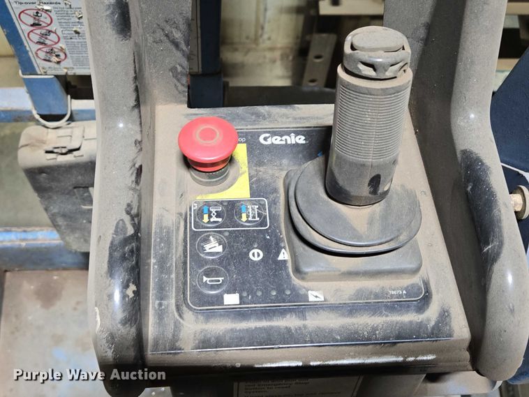 image for item EB1113 Genie GS-2632 scissor lift