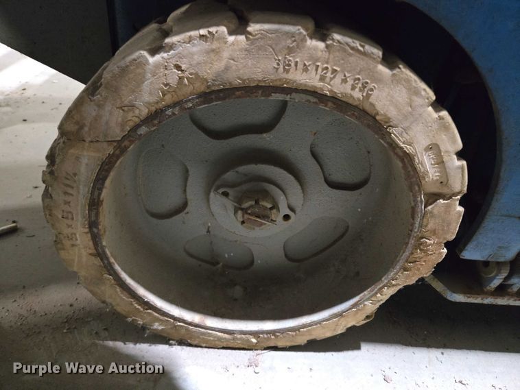 image for item EB1113 Genie GS-2632 scissor lift