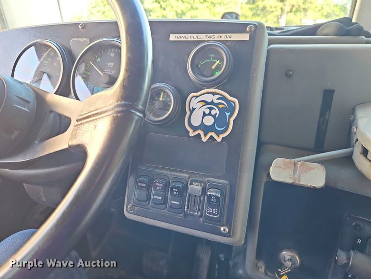 image for item EB8240 2005 Blue Bird Vision school bus