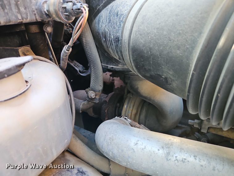 image for item EB8240 2005 Blue Bird Vision school bus